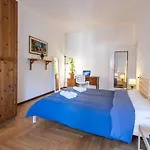 Milano Guest House Pensión Milán