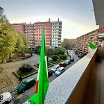 Milano Guest House Pensión Milán