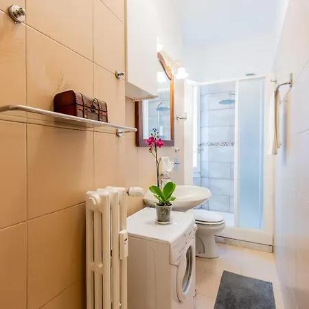 Milano Guest House Affittacamere *